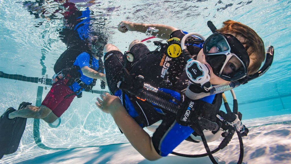 Learn To Scuba Dive In Phuket Thailand · Aussie Divers Phuket